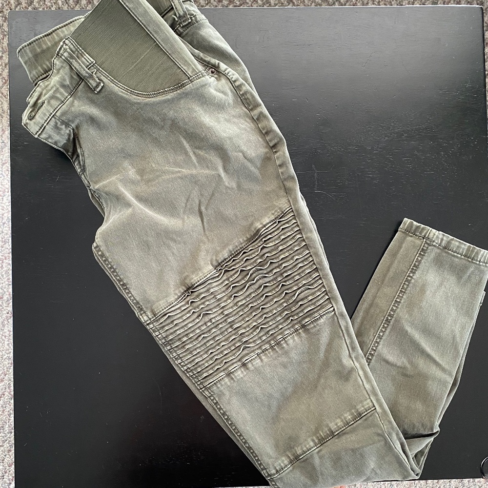 Maternity jeggings